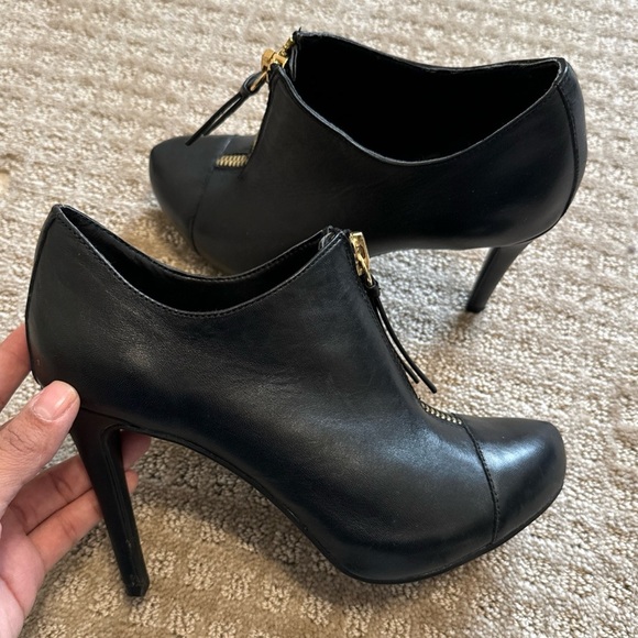 Bar III Shoes - Bar III Womens Stiletto Heels Pumps Black Booties Size 6.5 Carine Zip Leather